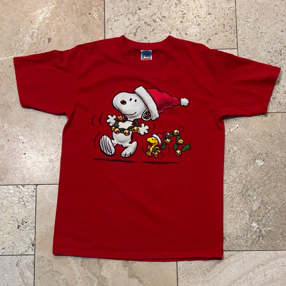 Vintage 90’s Peanuts- Snoopy/Woodstock Christmas- Red T-shirt Size: Medium